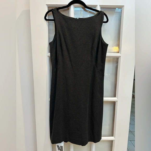 M.M.LaFleur The Lydia Dress Textured Ponte Cinder Grey Knee Length Size 16 NWT - Picture 10 of 10